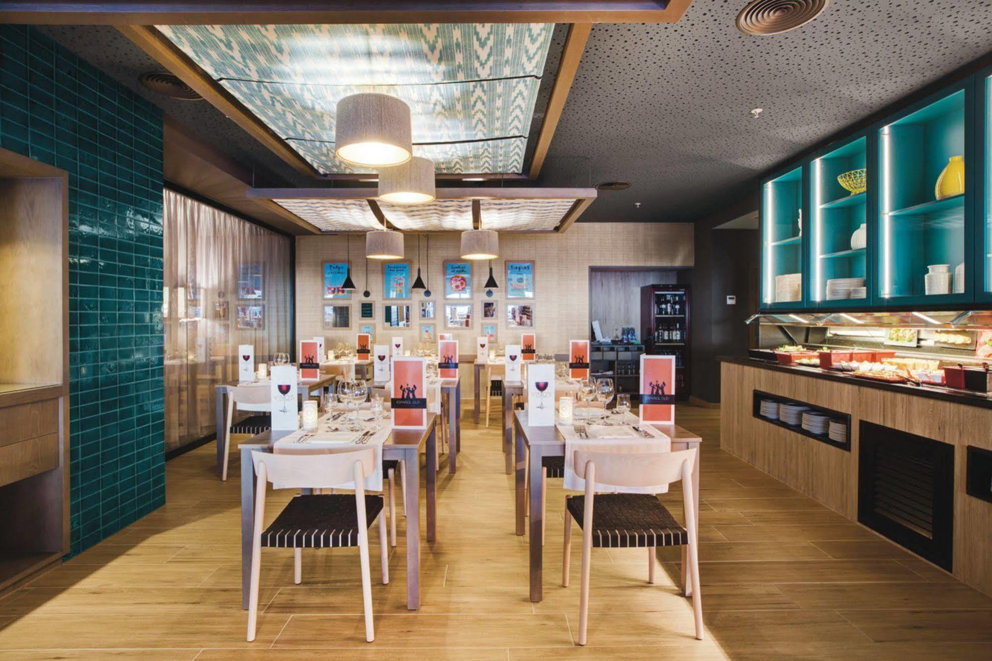 Hotel Riu Festival Плая де Палма Екстериор снимка